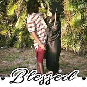 Meet your Posher, Janis